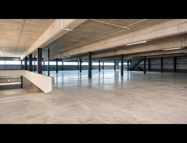 6,650M² WAREHOUSE FOR SALE IN MEADOWDALE